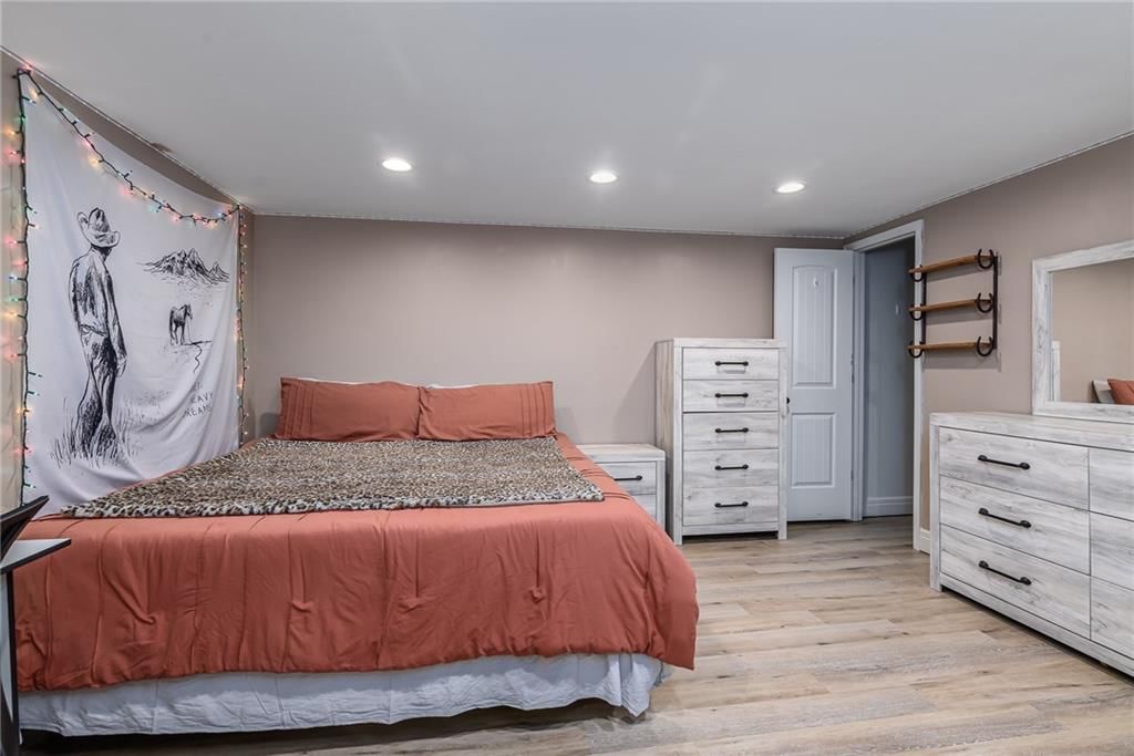 22241 W Sycamore Street — photo 20