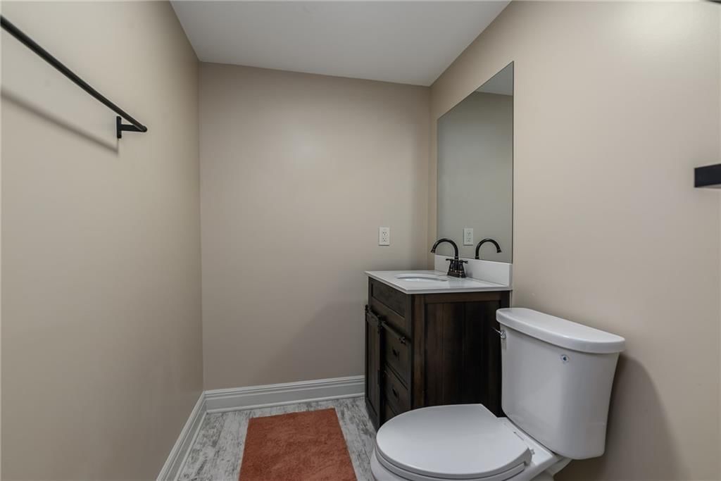 22241 W Sycamore Street — photo 22