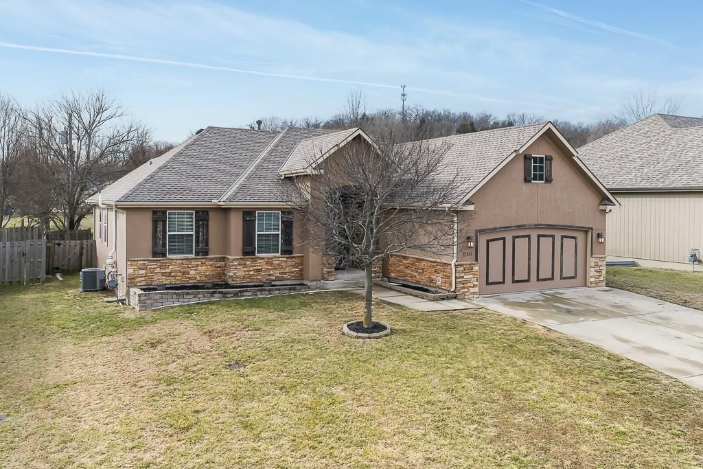22241 W Sycamore Street — photo 26