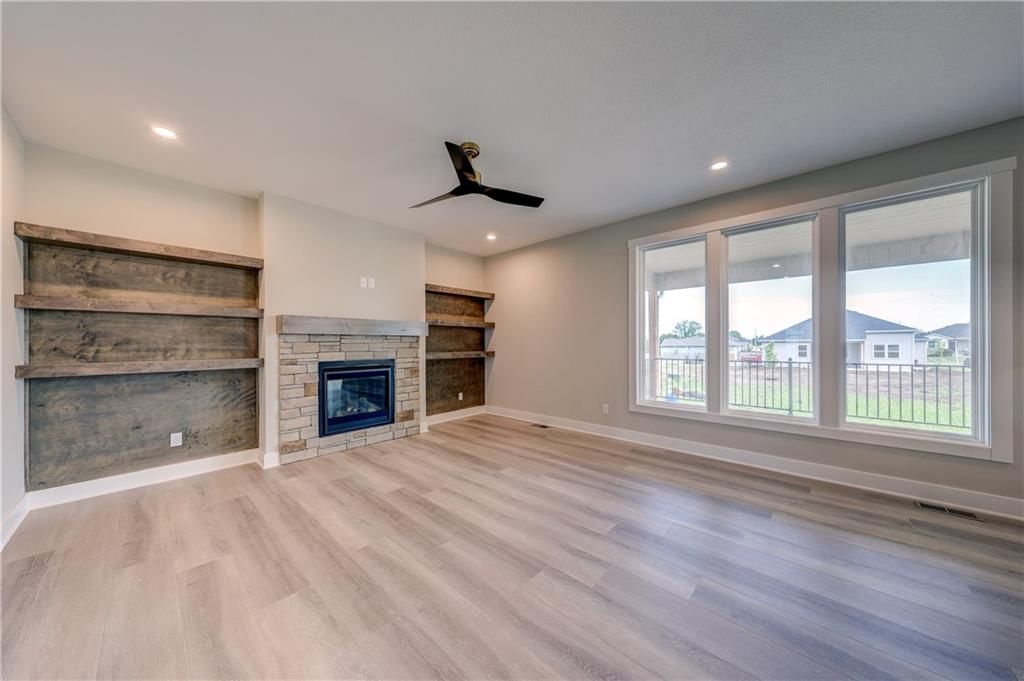32478 W 168th Court — photo 7