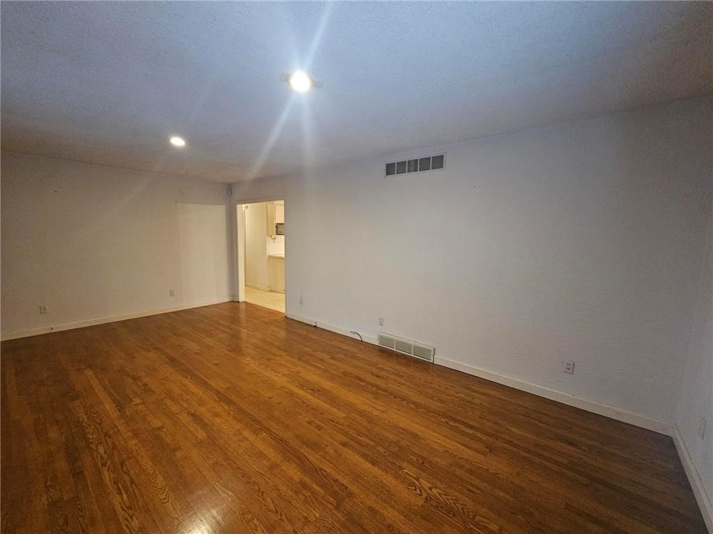 7201 N Holmes Street — photo 5