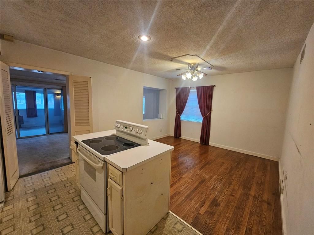 7201 N Holmes Street — photo 10