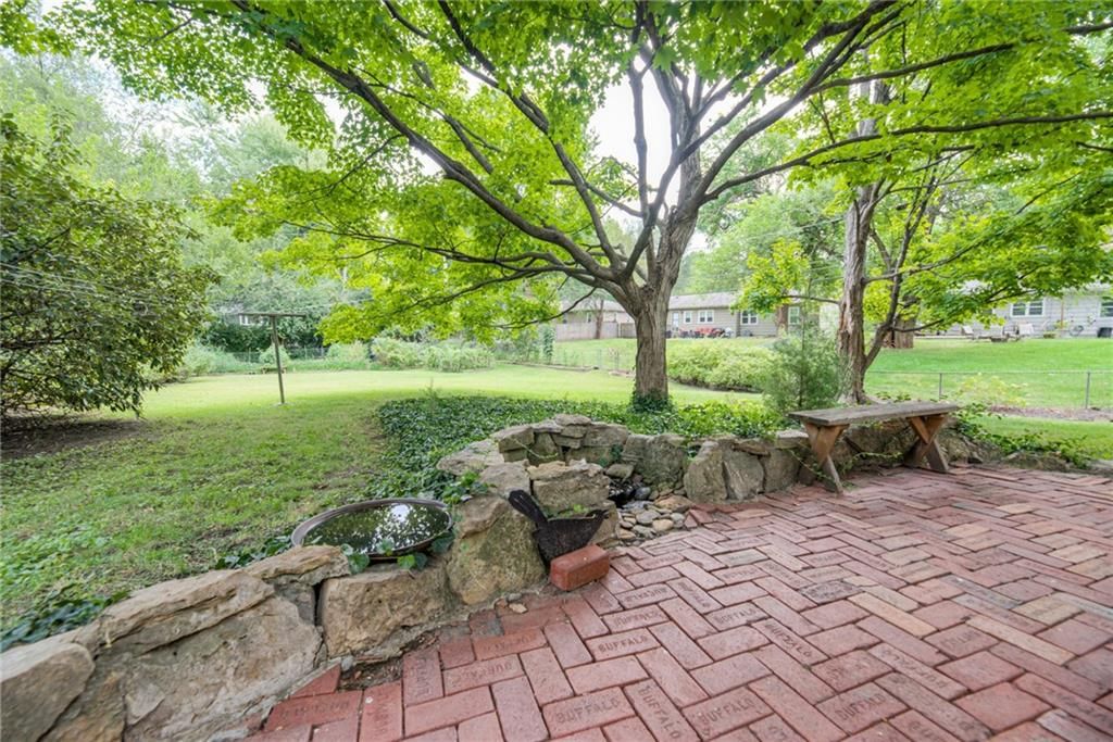 7925 Colonial Drive — photo 8