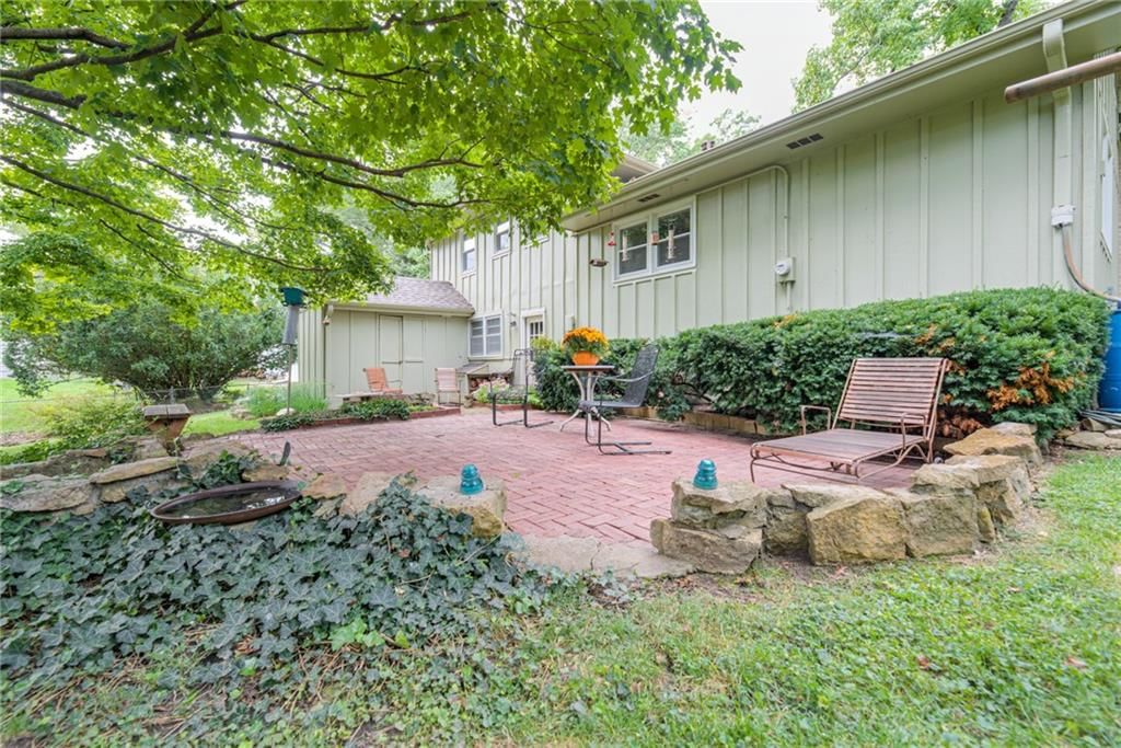 7925 Colonial Drive — photo 9