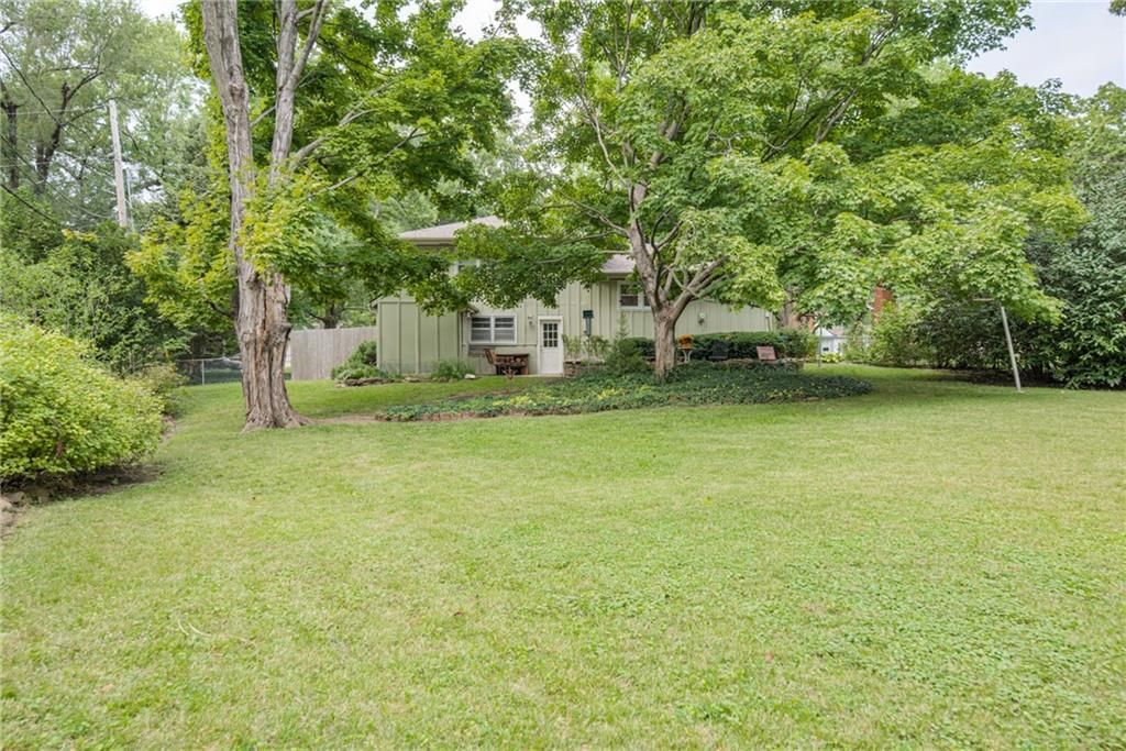 7925 Colonial Drive — photo 14