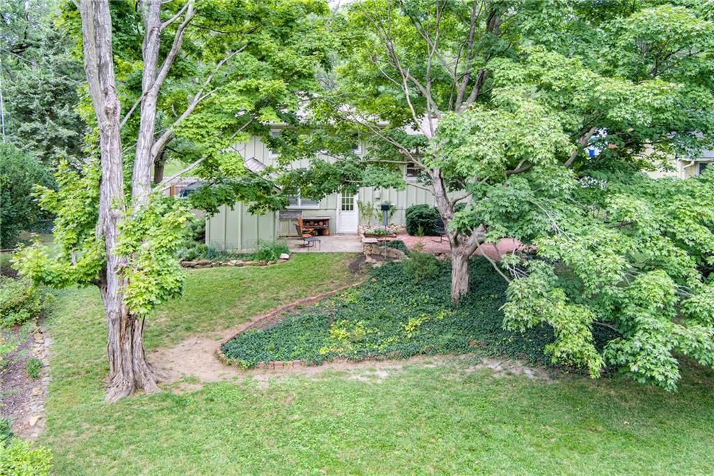 7925 Colonial Drive — photo 16