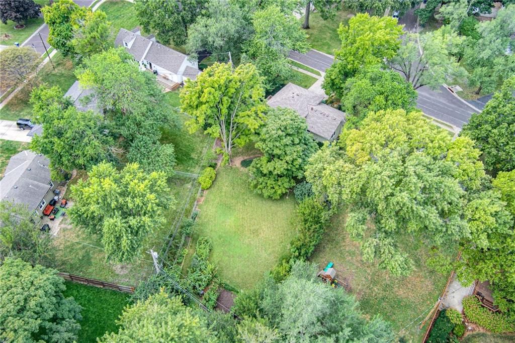 7925 Colonial Drive — photo 18