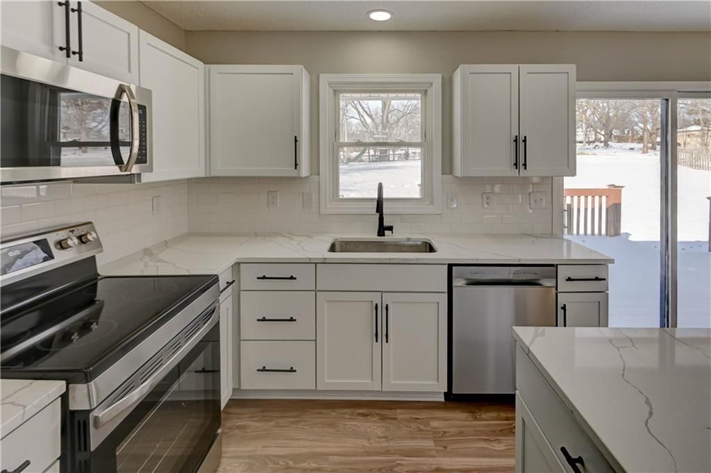 208 NE 80TH Street — photo 14