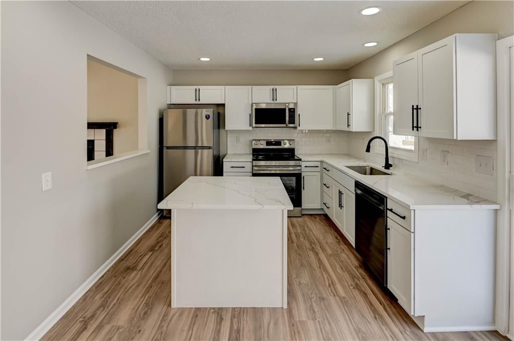 208 NE 80TH Street — photo 15