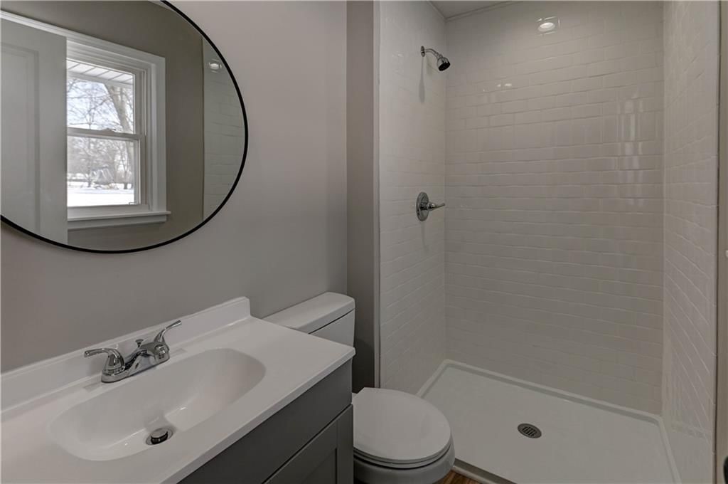 208 NE 80TH Street — photo 27