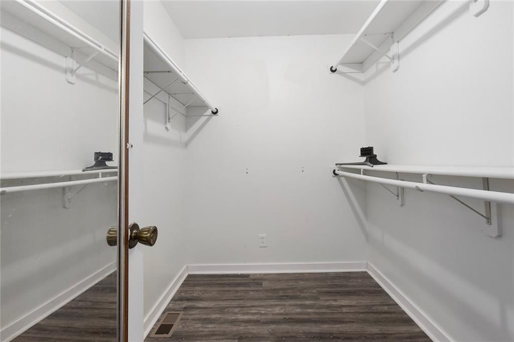 1601 NW Weatherstone Court — photo 25