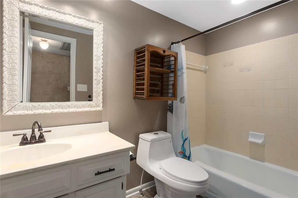 1601 NW Weatherstone Court — photo 31