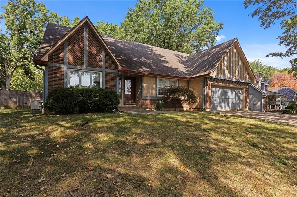 1601 NW Weatherstone Court — photo 42