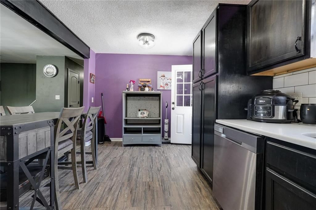 1808 SE Kingsway Street — photo 6