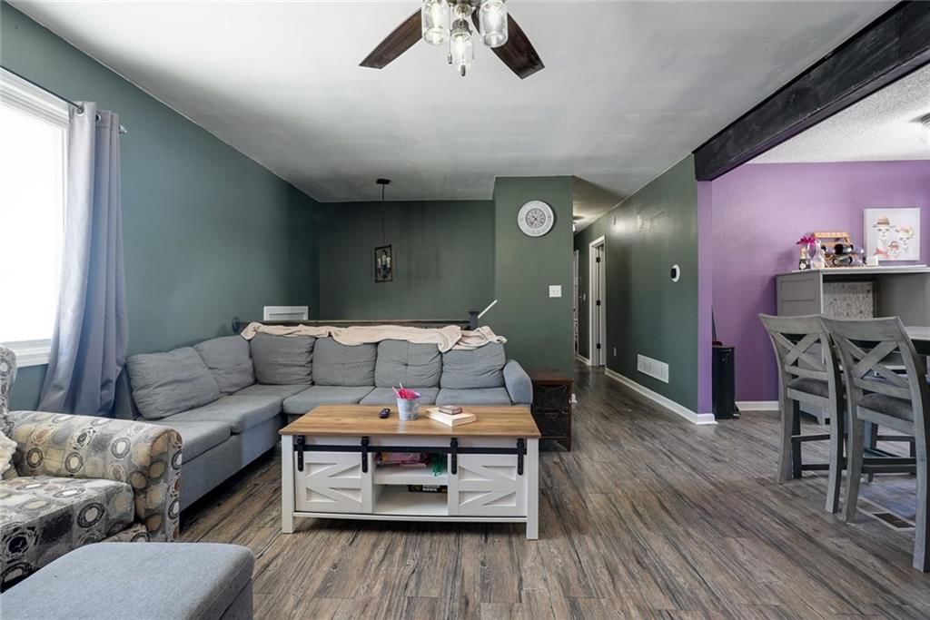1808 SE Kingsway Street — photo 10