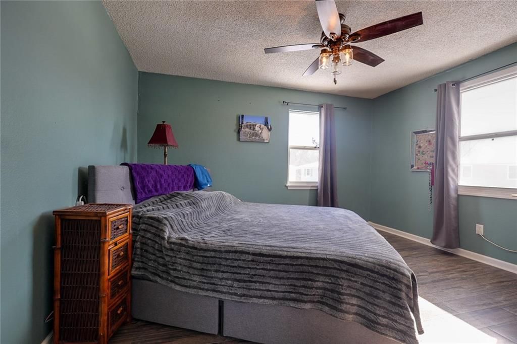 1808 SE Kingsway Street — photo 23