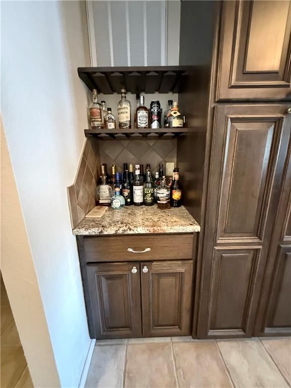 3040 Regency Drive — photo 8