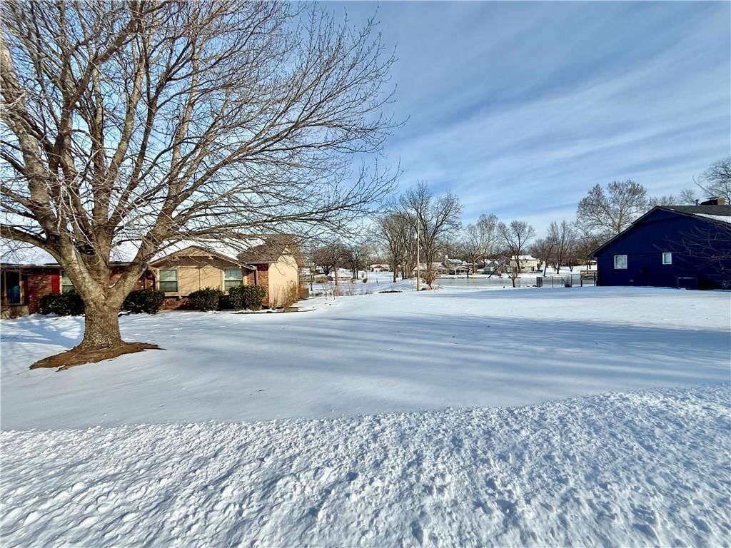 3040 Regency Drive — photo 31