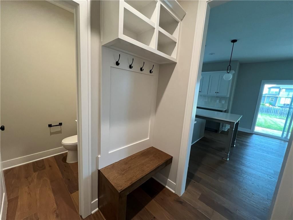 16949 S Brentwood Street — photo 10
