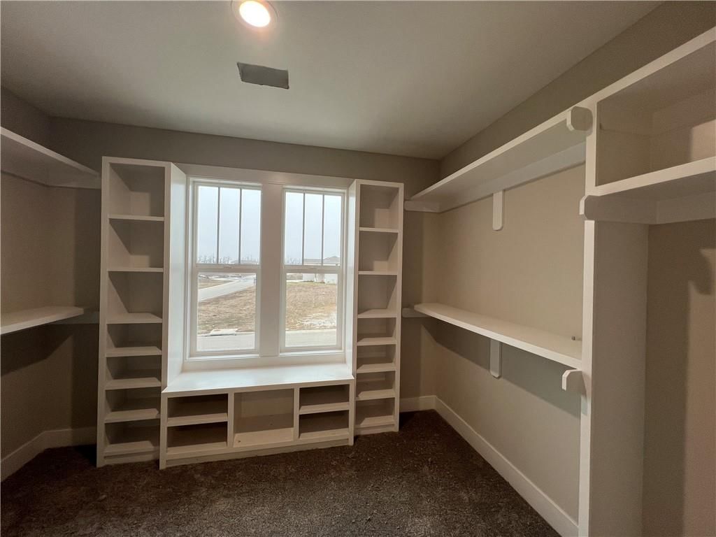 16949 S Brentwood Street — photo 21