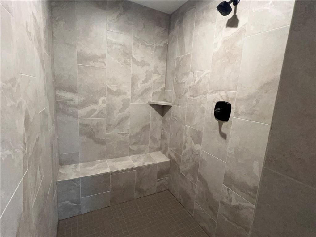 16949 S Brentwood Street — photo 23