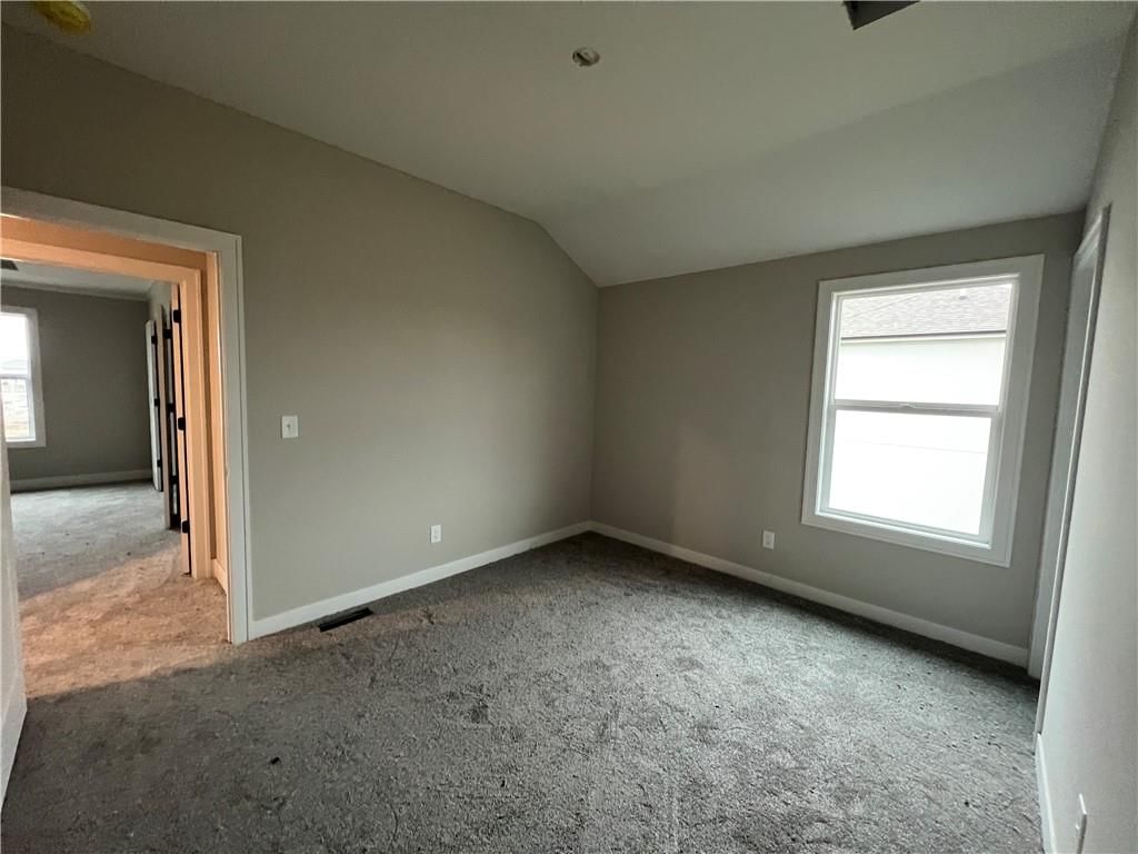 16949 S Brentwood Street — photo 30