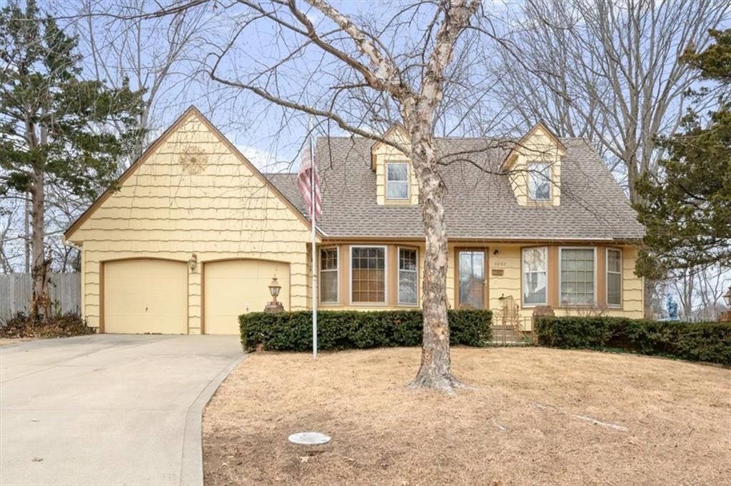 8832 Evanston Way, Kansas City, MO