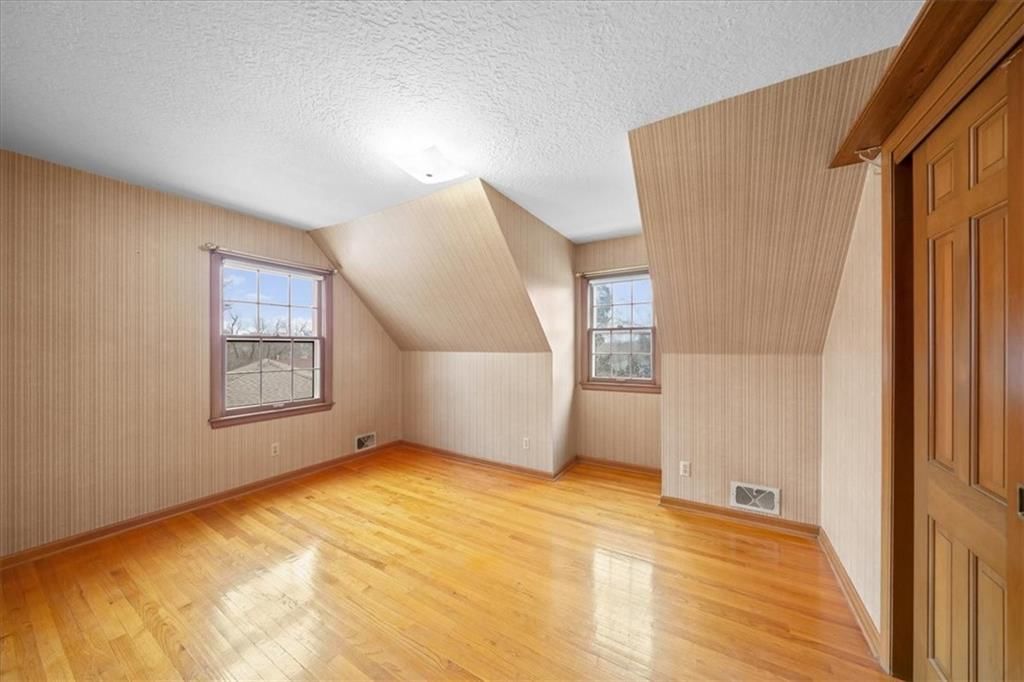 8832 Evanston Way — photo 21