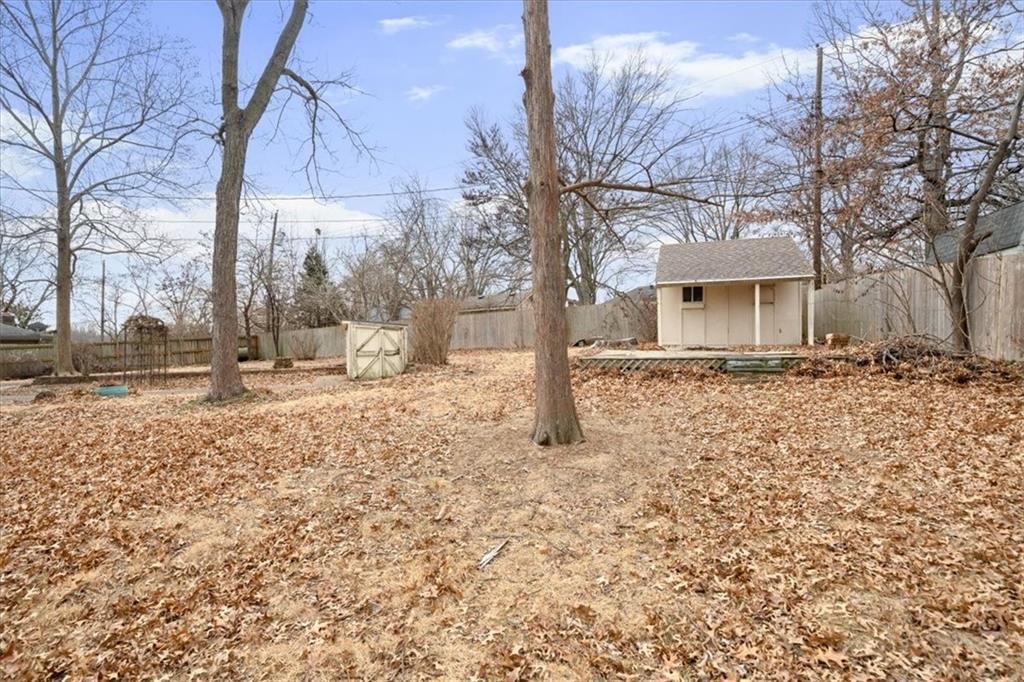 8832 Evanston Way — photo 26