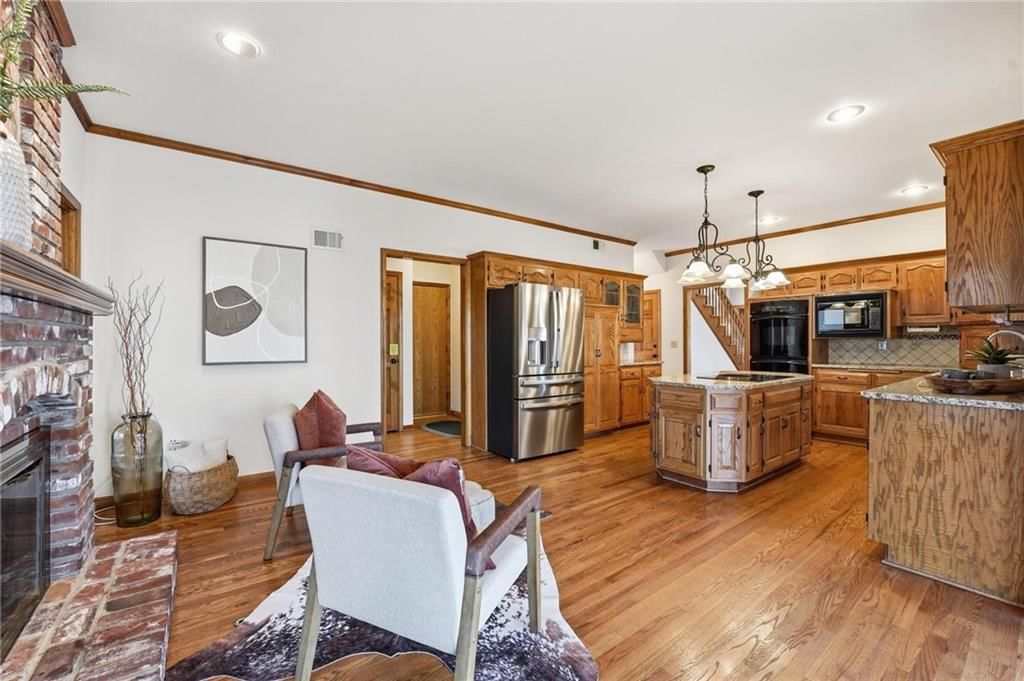13841 Hadley Street — photo 17