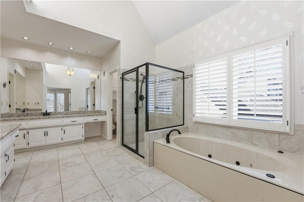 13841 Hadley Street — photo 26