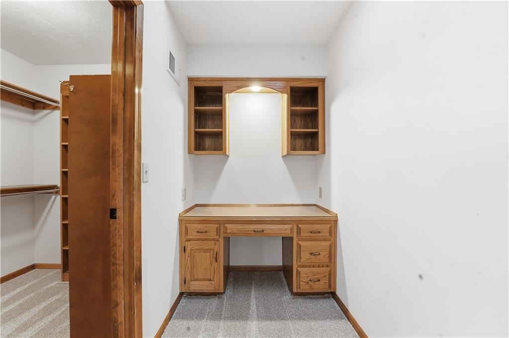 13841 Hadley Street — photo 37