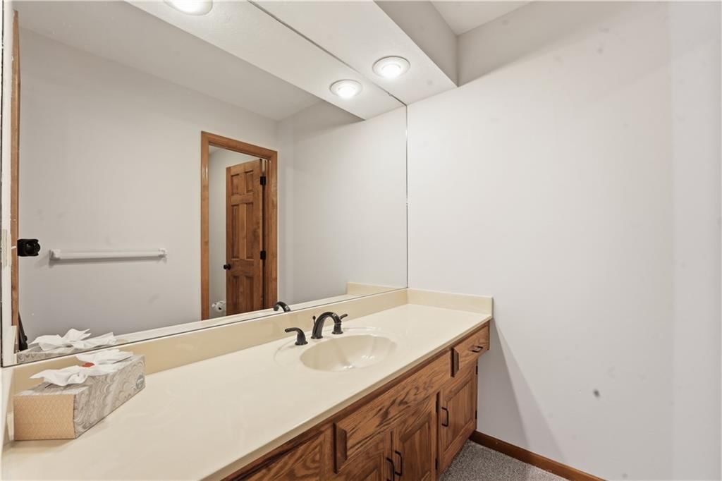 13841 Hadley Street — photo 39