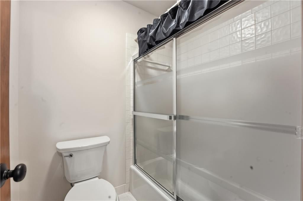 13841 Hadley Street — photo 40