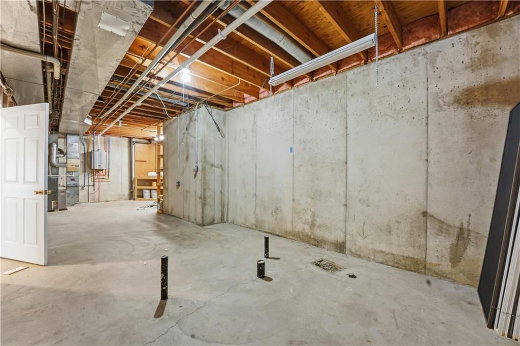 13841 Hadley Street — photo 61