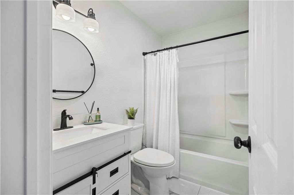 3121 S 47th Street — photo 17