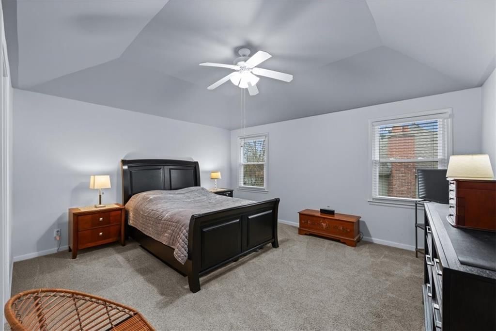 12407 W 102 Street — photo 17