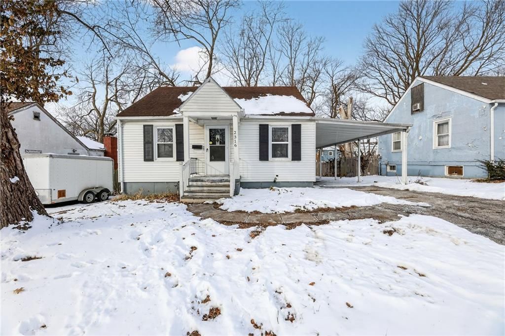 2316 S Vermont Avenue — photo 4