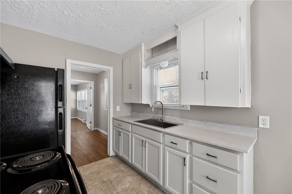 2316 S Vermont Avenue — photo 10