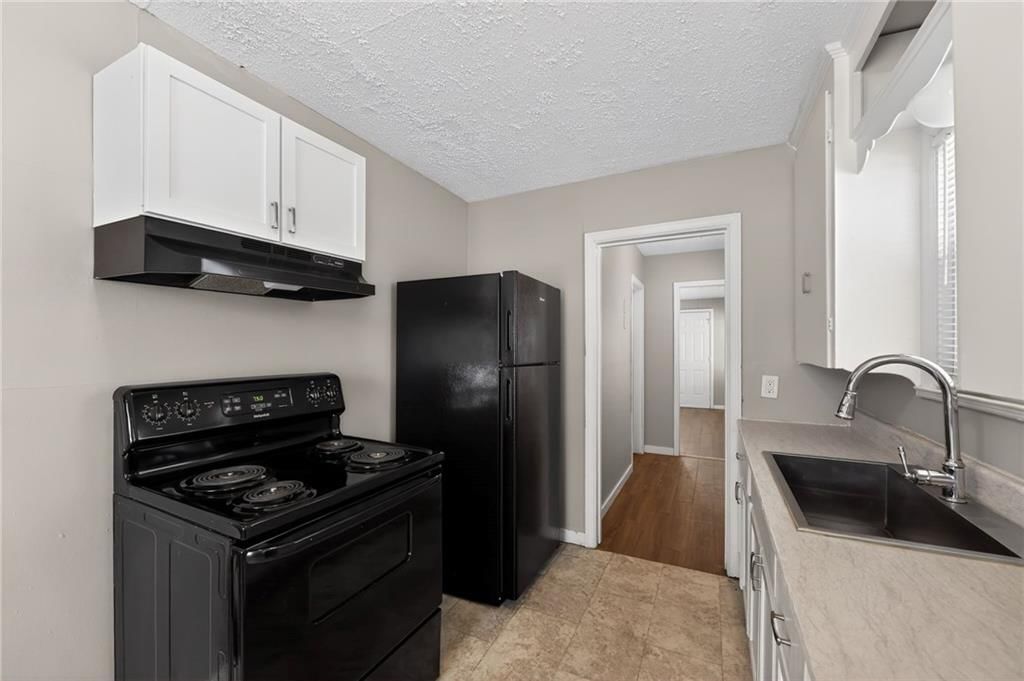 2316 S Vermont Avenue — photo 13