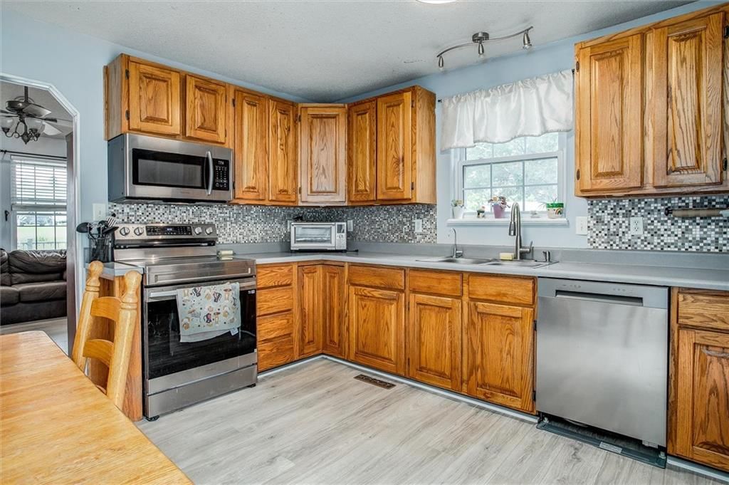 458 NE 200th Road — photo 13