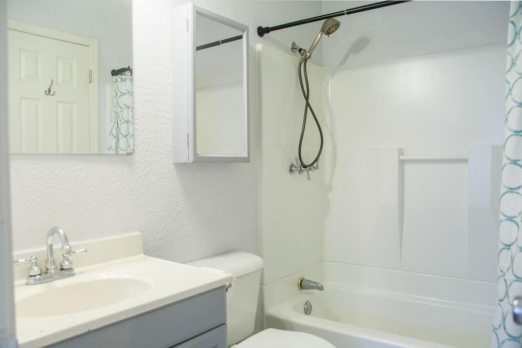 5984 N Kansas Avenue — photo 14