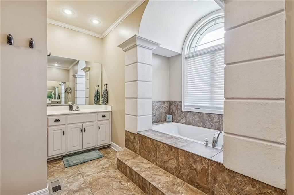4481 SW Raintree Shore Drive — photo 25