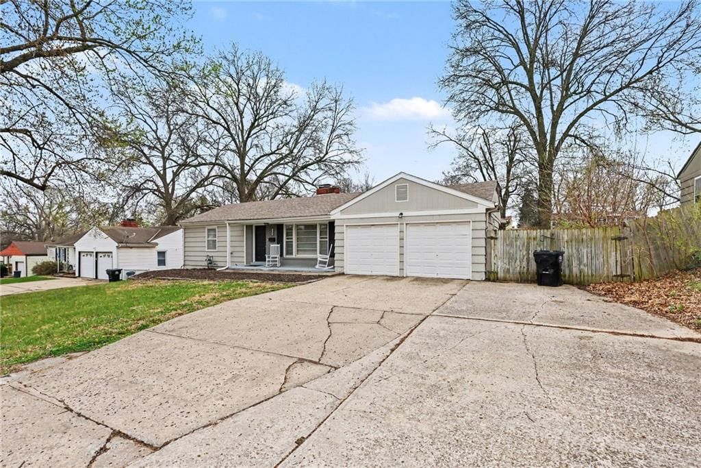 9705 E Gregory Boulevard — photo 4