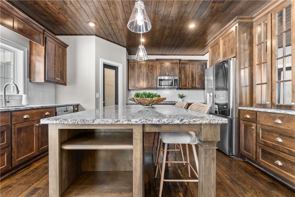 4509 NE Parks Summit Terrace — photo 4