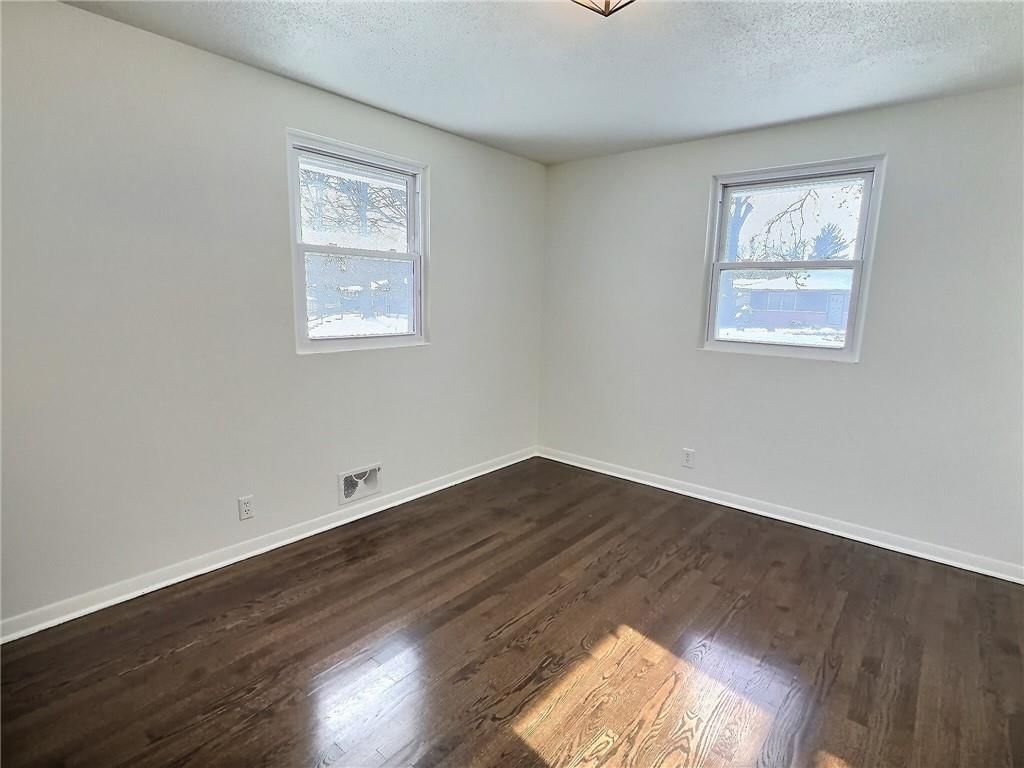 8023 Freeman Avenue — photo 13