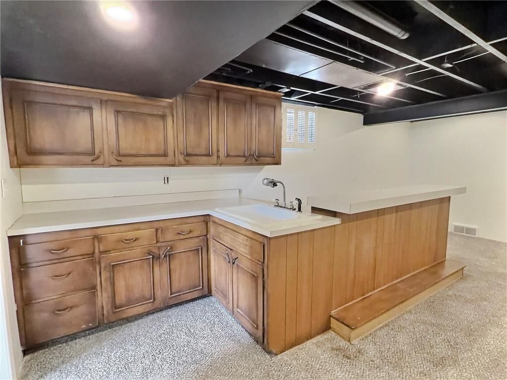 8023 Freeman Avenue — photo 20