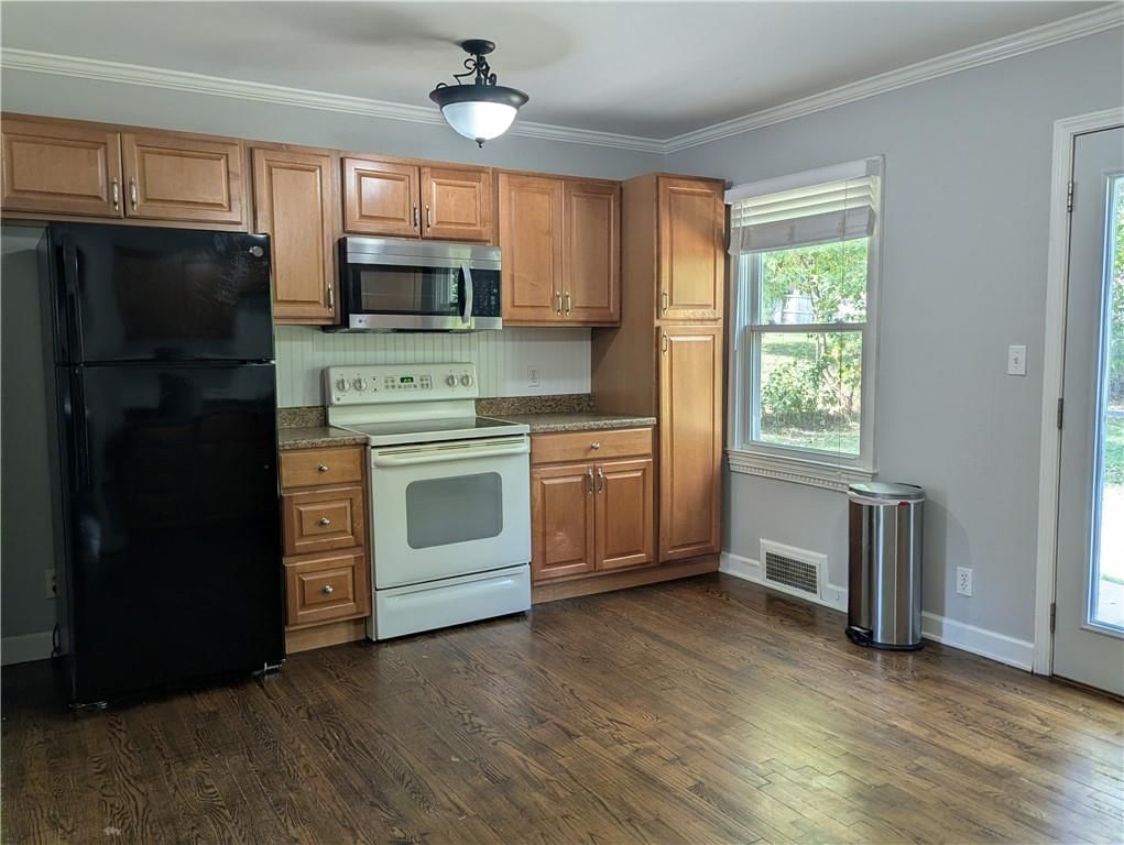 3204 NE 56th Street — photo 6