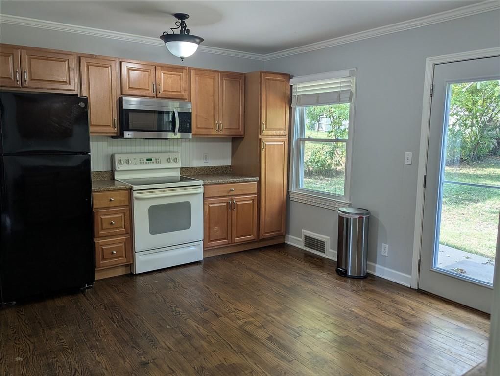 3204 NE 56th Street — photo 7