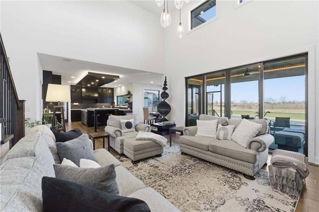 4808 Jamestown Drive — photo 9